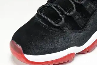 11 Velvet” Jordan Air “Bred 0506